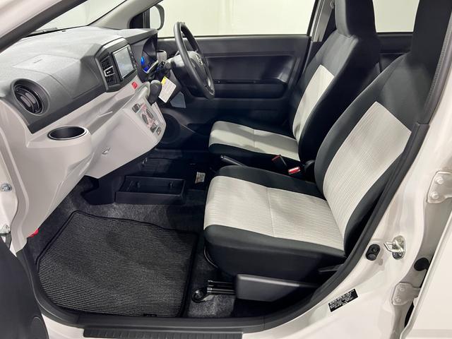 ミライースX SAIII 走行274キロ/純正フルセグナビ/純正マット1年保証距離無制限 走行距離274キロ 純正フルセグナビ ブルートゥース 純正マット クリアランスソナー オートライト LEDヘッドランプ アイドリングストップ 電動格納式ドアミラー(埼玉県)の中古車