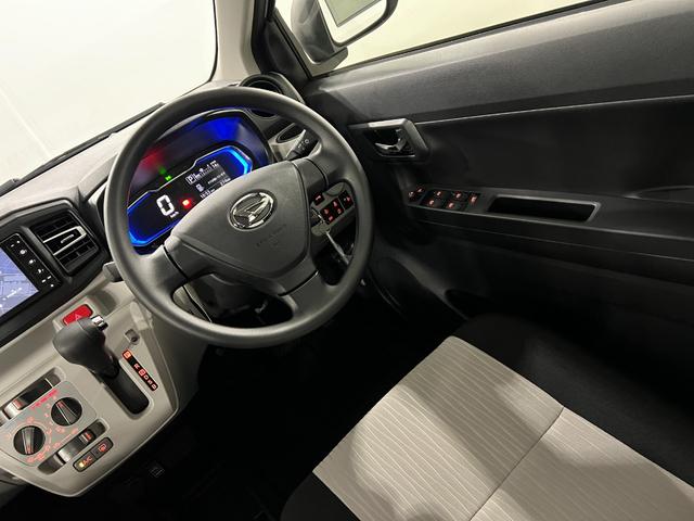 ミライースX SAIII 走行274キロ/純正フルセグナビ/純正マット1年保証距離無制限 走行距離274キロ 純正フルセグナビ ブルートゥース 純正マット クリアランスソナー オートライト LEDヘッドランプ アイドリングストップ 電動格納式ドアミラー(埼玉県)の中古車