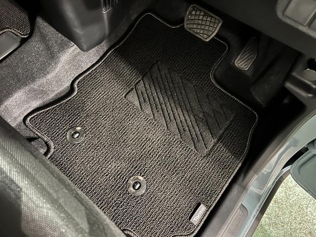 タントファンクロスリミテッド 走行16キロ/展示車試乗車1年保証・走行距離無制限 サイドエアバック クリアランスソナー オートマチックハイビーム オートライト LEDヘッドライト ベンチシート シートヒーター 両側電動スライドドア(埼玉県)の中古車