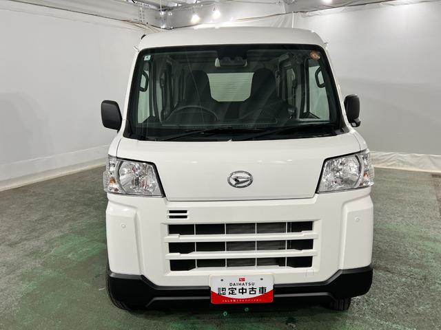 ハイゼットカーゴDX MT車/走行5094キロ/FMAMラジオ/マット1年保証距離無制限 走行距離5094キロ マット 助手席エアバッグ クリアランスソナー オートライト アイドリングストップ 両側スライドドア(埼玉県)の中古車