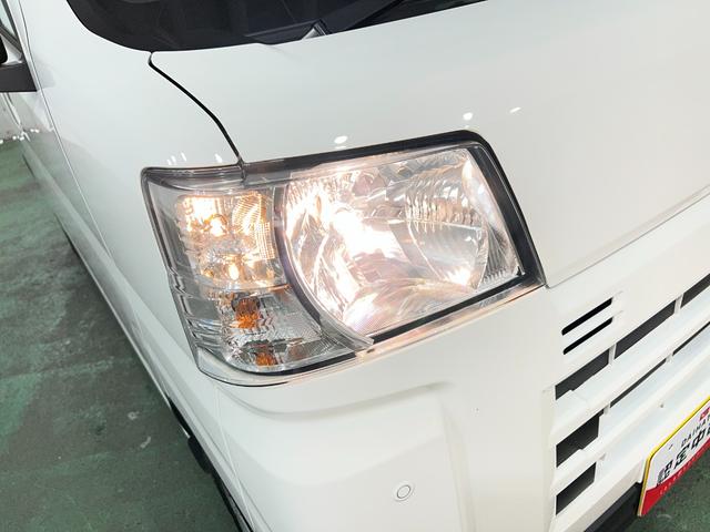 ハイゼットカーゴDX MT車/走行5094キロ/FMAMラジオ/マット1年保証距離無制限 走行距離5094キロ マット 助手席エアバッグ クリアランスソナー オートライト アイドリングストップ 両側スライドドア(埼玉県)の中古車