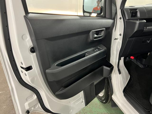 ハイゼットカーゴDX MT車/走行5094キロ/FMAMラジオ/マット1年保証距離無制限 走行距離5094キロ マット 助手席エアバッグ クリアランスソナー オートライト アイドリングストップ 両側スライドドア(埼玉県)の中古車