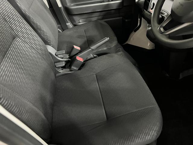ハイゼットカーゴDX MT車/走行5094キロ/FMAMラジオ/マット1年保証距離無制限 走行距離5094キロ マット 助手席エアバッグ クリアランスソナー オートライト アイドリングストップ 両側スライドドア(埼玉県)の中古車