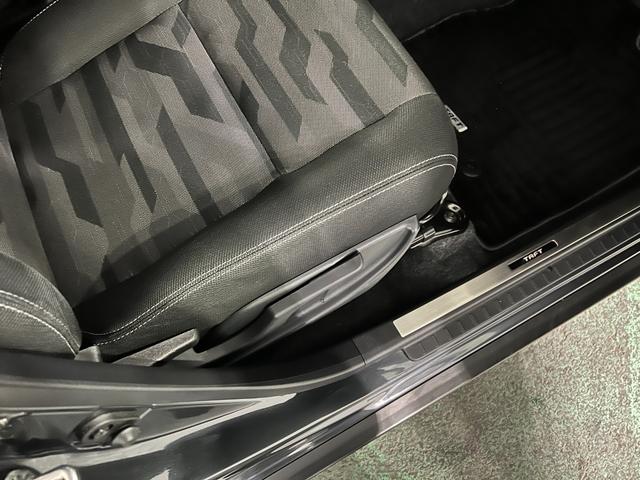 タフトGターボ クロムベンチャー 走行22289キロ/ナビドラレコ1年保証距離無制限 走行距離22289キロ 純正フルセグナビ パノラマモニター ドラレコ 純正マット サイドエアバッグ LEDヘッドランプ アイドリングストップ シートヒーター オート格納式ドアミラー(埼玉県)の中古車