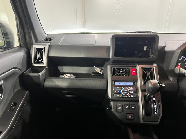 タフトGターボ ダーククロムベンチャー 走行22639キロ/マット1年保証距離無制限 走行距離22639キロ 純正マット サイドエアバッグ LEDヘッドランプ アイドリングストップ シートヒーター オート格納式ドアミラー 電動パーキングブレーキ(埼玉県)の中古車