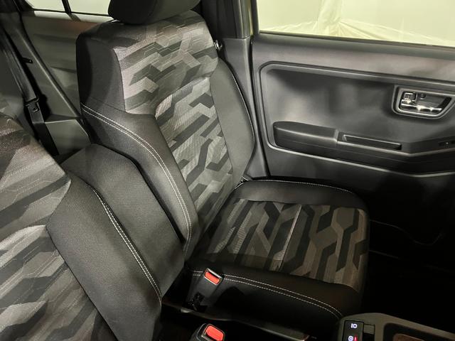 タフトGターボ ダーククロムベンチャー 走行22639キロ/マット1年保証距離無制限 走行距離22639キロ 純正マット サイドエアバッグ LEDヘッドランプ アイドリングストップ シートヒーター オート格納式ドアミラー 電動パーキングブレーキ(埼玉県)の中古車