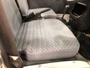 １年保証距離無制限　走行距離３９５９９キロ　４ＷＤ　ＦＭＡＭラジオ　純正フロアマット　マニュアルエアコン　スペアキー　取扱説明書（埼玉県）の中古車