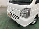 １年保証距離無制限　走行距離５５５８キロ　４ＷＤ　車検整備付　ＦＭＡＭラジオ　純正フロアマット　助手席エアバッグ　マニュアルエアコン（埼玉県）の中古車
