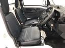 １年保証距離無制限　走行距離３０８５キロ　４ＷＤ　ＭＴ車　ＦＭＡＭラジオ　純正フロアマット　助手席エアバッグ　クリアランスソナー　オートライト　アイドリングストップ（埼玉県）の中古車