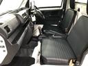 １年保証距離無制限　走行距離９８８キロ　４ＷＤ　ＦＭＡＭラジオ　純正フロアマット　助手席エアバッグ　クリアランスソナー　アイドリングストップ　マニュアルエアコン（埼玉県）の中古車