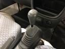 一年保証・走行距離無制限　走行５８７８０キロ　４ＷＤ　ＭＴ　純正カーペットマット　ＡＭＦＭラジオ　作業用ライト　ゴムプロテクター（埼玉県）の中古車