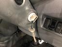 一年保証・走行距離無制限走行９５８１キロ　２ＷＤ　５ＭＴ　純正ゴムマット　荷台マット　ＡＭＦＭラジオ　板キー　作業灯（埼玉県）の中古車