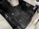 一年保証・走行距離無制限走行７９９７キロ　ワンセグナビ　ブルートゥース　ＥＴＣ　助手席エアバック　純正カーペットマット　オートライト（埼玉県）の中古車