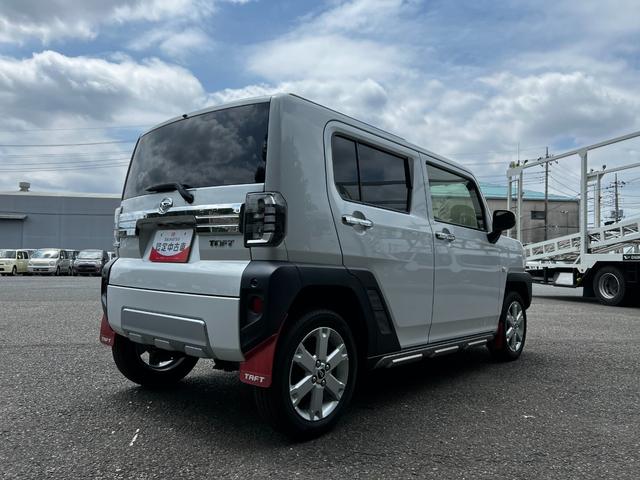タフトGターボ クロムベンチャー 4WD/走行42851キロ保証1年間・距離無制限付き 大画面ナビ バックカメラ シートヒーター USB入力端子 オートライト LEDヘッドライト 電動パーキング 純正フロアマット(埼玉県)の中古車
