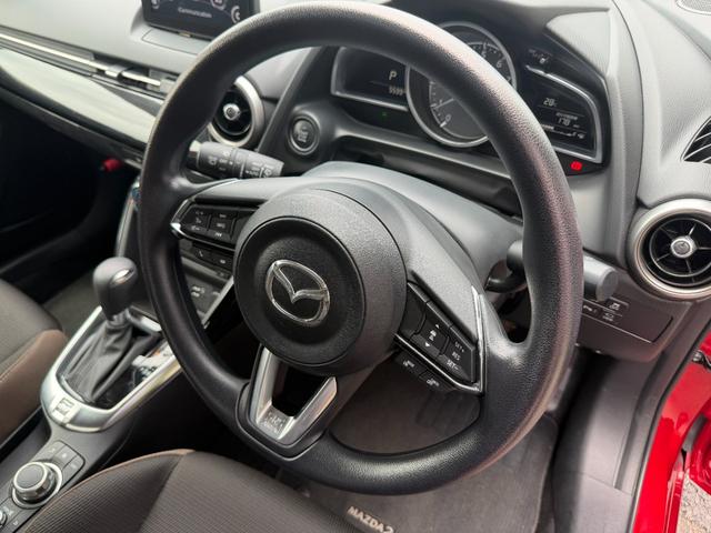 MAZDA215Sプロアクティブ スマートエディション 走行5599キロ保証1年間・距離無制限付き フルセグナビ Bluetooth 全周囲カメラ オートエアコン キーフリー 純正フロアマット アルミホイール 純正リアスモークガラス(埼玉県)の中古車