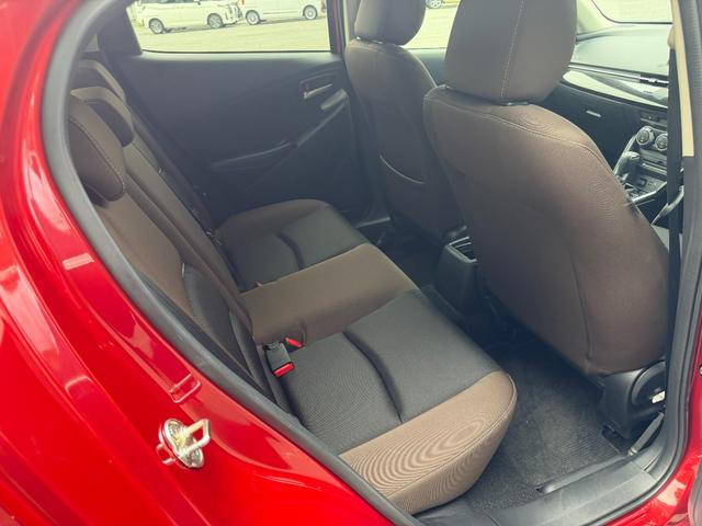 MAZDA215Sプロアクティブ スマートエディション 走行5599キロ保証1年間・距離無制限付き フルセグナビ Bluetooth 全周囲カメラ オートエアコン キーフリー 純正フロアマット アルミホイール 純正リアスモークガラス(埼玉県)の中古車