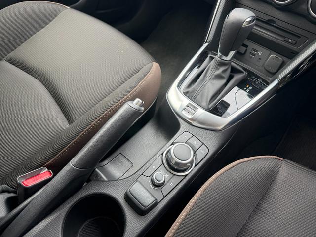 MAZDA215Sプロアクティブ スマートエディション 走行5599キロ保証1年間・距離無制限付き フルセグナビ Bluetooth 全周囲カメラ オートエアコン キーフリー 純正フロアマット アルミホイール 純正リアスモークガラス(埼玉県)の中古車