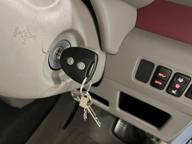 ムーヴコンテＬ　リミテッド　現状販売車／ルーフ色あせ／走行４７６６１キロ現状販売車・保証１年間・距離無制限付き　オートエアコン　パワーシート　キーレスエントリー　純正フロアマット　ベンチシート（埼玉県）の中古車