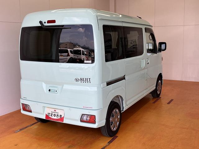 ハイゼットカーゴクルーズ４ＷＤ　サポカーＳワイド適合　Ｂカメラ　ＵＳＢ接続端子　エアコン　アプリケーションソケット　Ｐスタート　コーナーセンサー　横滑り防止機能　誤発進抑制機能　電動格納ミラー　パワーウインドウ　キーフリー（神奈川県）の中古車