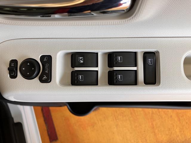 ムーヴキャンバスストライプスＧ　ｅｃｏ　ＩＤＬＥ非装着車サポカーＳワイド適合　Ｂカメラ　ＵＳＢ接続端子　電動パーキングブレーキ　シートヒーター　両側オートスライドドア　Ｐスタート　ステアリングスイッチ　コーナーセンサー　ホッとカップホルダー　キーフリー（神奈川県）の中古車