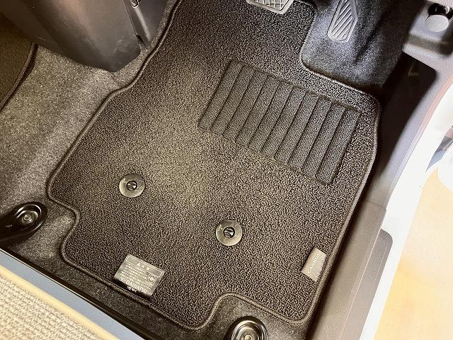 ムーヴキャンバスストライプスＧ　ｅｃｏ　ＩＤＬＥ非装着車サポカーＳワイド適合　Ｂカメラ　ＵＳＢ接続端子　電動パーキングブレーキ　シートヒーター　両側オートスライドドア　Ｐスタート　ステアリングスイッチ　コーナーセンサー　ホッとカップホルダー　キーフリー（神奈川県）の中古車