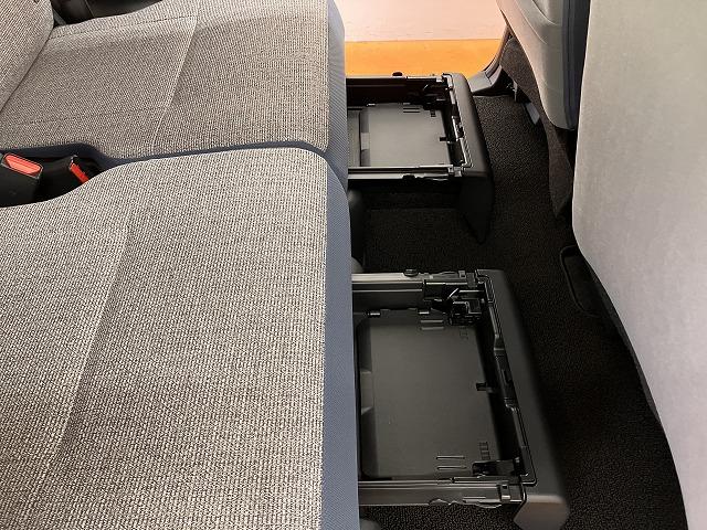 ムーヴキャンバスストライプスＧサポカーＳワイド適合　パノラマモニター対応　ＵＳＢ接続端子　電動パーキングブレーキ　シートヒーター　両側オートスライドドア　Ｐスタート　ホッとカップホルダー　置きラクボックス　キーフリー（神奈川県）の中古車