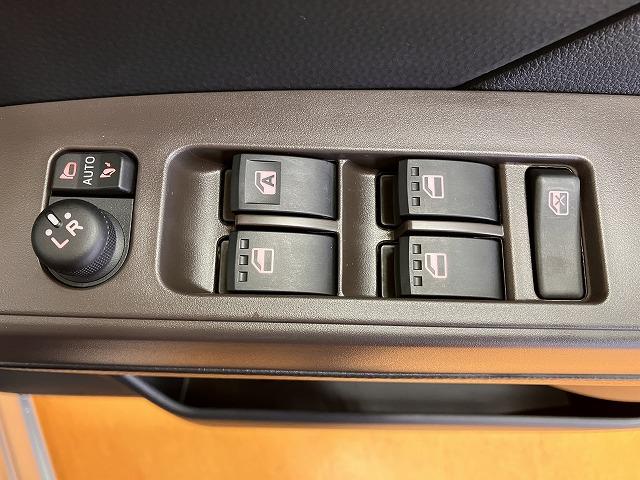 トールXサポカーSワイド適合 片側オートスライドドア Bカメラ エアコン ステアリングスイッチ Pスタート アイドリングストップ 横滑り防止機能 誤発進抑制機能 光軸調整ダイヤル コーナーセンサー ETC(神奈川県)の中古車