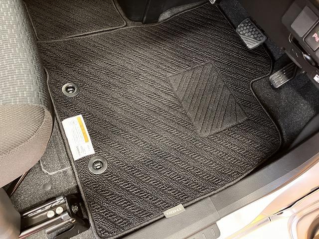 トールXサポカーSワイド適合 片側オートスライドドア Bカメラ エアコン ステアリングスイッチ Pスタート アイドリングストップ 横滑り防止機能 誤発進抑制機能 光軸調整ダイヤル コーナーセンサー ETC(神奈川県)の中古車