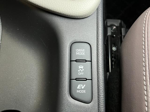 ヤリスハイブリッドZ衝突被害軽減ブレーキシステム レーダークルーズコントロール マルチメディアオーディオ USB接続端子 シートヒーター ナノイー空気清浄機 全周囲カメラ SOSスイッチ ブラインドスポットモニター(神奈川県)の中古車