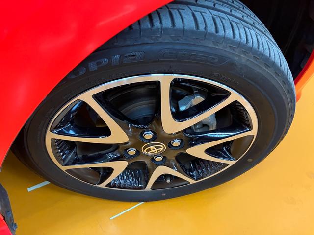 ヤリスハイブリッドZ衝突被害軽減ブレーキシステム レーダークルーズコントロール マルチメディアオーディオ USB接続端子 シートヒーター ナノイー空気清浄機 全周囲カメラ SOSスイッチ ブラインドスポットモニター(神奈川県)の中古車