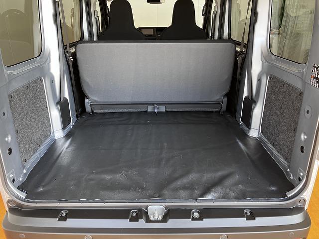 ハイゼットカーゴＤＸサポカーＳワイド適合　ディスプレイオーディオ　エアコン　アクセサリーソケット　コーナーセンサー　アイドリングストップ　光軸調整ダイヤル　横滑り防止機能　誤発進抑制機能　パワーウインドウ　キーレス（神奈川県）の中古車