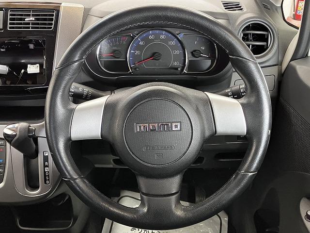 ムーヴカスタム　ＲＳ　ＳＡスマアシ　Ｂカメラ　Ｐスタート　エコアイドル　横滑り防止機能　誤発進抑制機能　ＭＯＭＯ製ステアリングホイール　オートエアコン　電動格納ミラー　キーフリー（神奈川県）の中古車