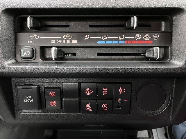 ハイゼットトラックスタンダード4WD サポカーSワイド適合 三方開 ゴムマット ラジオ エアコン 光軸調整ダイヤル コーナーセンサー アイドリングストップ 横滑り防止機能 誤発進抑制機能 アクセサリーソケット(神奈川県)の中古車