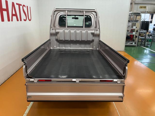 ハイゼットトラックスタンダード三方開 ゴムマット オーディオ エアコン 光軸調整ダイヤル(神奈川県)の中古車