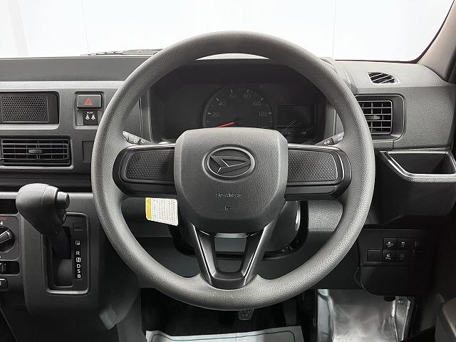 ハイゼットカーゴDXサポカーSワイド適合 ラジオ エアコン アクセサリーソケット コーナーセンサー アイドリングストップ 光軸調整ダイヤル 横滑り防止機能 誤発進抑制機能 パワーウインドウ キーレス(神奈川県)の中古車