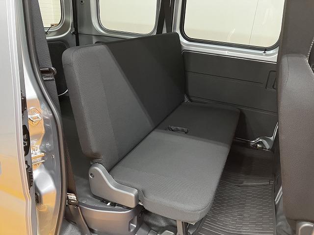 ハイゼットカーゴDXサポカーSワイド適合 ラジオ エアコン アクセサリーソケット コーナーセンサー アイドリングストップ 光軸調整ダイヤル 横滑り防止機能 誤発進抑制機能 パワーウインドウ キーレス(神奈川県)の中古車