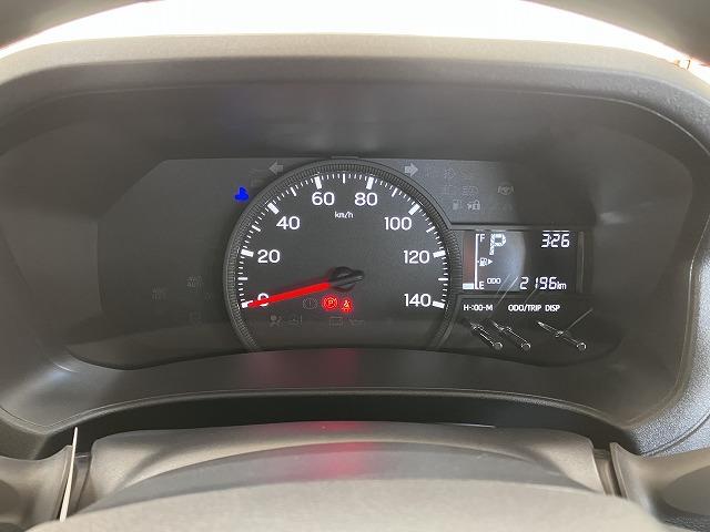 ハイゼットカーゴＤＸサポカーＳワイド適合　ラジオ　エアコン　アクセサリーソケット　コーナーセンサー　アイドリングストップ　光軸調整ダイヤル　横滑り防止機能　誤発進抑制機能　パワーウインドウ　キーレス（神奈川県）の中古車