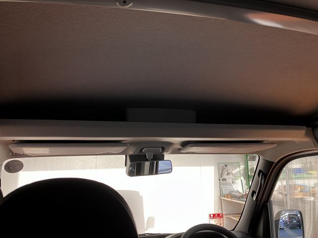 ハイゼットカーゴＤＸサポカーＳワイド適合　ラジオ　エアコン　アクセサリーソケット　コーナーセンサー　アイドリングストップ　光軸調整ダイヤル　横滑り防止機能　誤発進抑制機能　パワーウインドウ　キーレス（神奈川県）の中古車