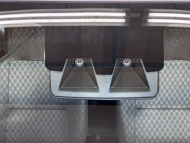 ハイゼットカーゴＤＸサポカーＳワイド適合　ラジオ　エアコン　アクセサリーソケット　コーナーセンサー　アイドリングストップ　光軸調整ダイヤル　横滑り防止機能　誤発進抑制機能　パワーウインドウ　キーレス（神奈川県）の中古車