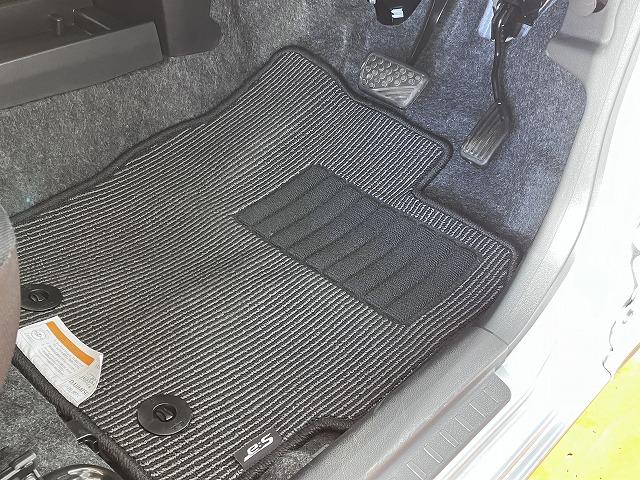 ミライースX SAIIIサポカーSワイド適合 エアコン Bカメラ コーナーセンサー 光軸調整ダイヤル オートハイビーム アイドリングストップ 横滑り防止機能 誤発進抑制機能 電動格納ミラー パワーウインドウ キーレス(神奈川県)の中古車