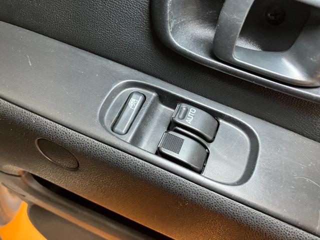 ハイゼットカーゴクルーズターボＳＡIIIサポカーＳワイド適合　両側スライドドア　オーディオ　エアコン　アイドリングストップ　光軸調整ダイヤル　オートハイビーム　横滑り防止機能　誤発進抑制機能　電動格納ミラー　パワーウインドウ　キーレス（神奈川県）の中古車