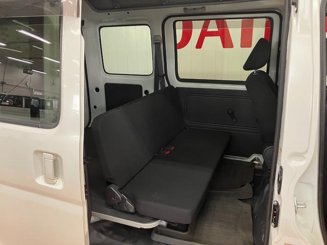 ハイゼットカーゴクルーズターボＳＡIIIサポカーＳワイド適合　両側スライドドア　オーディオ　エアコン　アイドリングストップ　光軸調整ダイヤル　オートハイビーム　横滑り防止機能　誤発進抑制機能　電動格納ミラー　パワーウインドウ　キーレス（神奈川県）の中古車