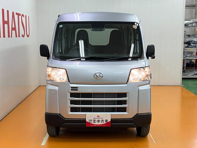 ハイゼットカーゴＤＸサポカーＳワイド適合　ラジオ　エアコン　アクセサリーソケット　コーナーセンサー　アイドリングストップ　光軸調整ダイヤル　横滑り防止機能　誤発進抑制機能　パワーウインドウ　キーレス（神奈川県）の中古車