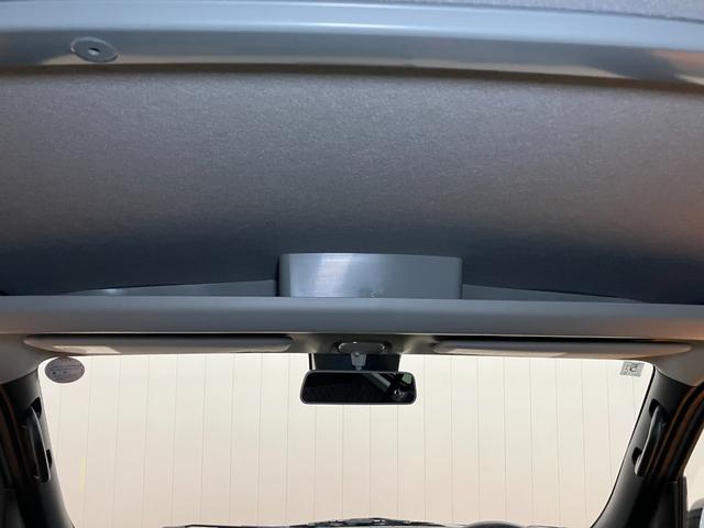 ハイゼットカーゴＤＸサポカーＳワイド適合　ラジオ　エアコン　アクセサリーソケット　コーナーセンサー　アイドリングストップ　光軸調整ダイヤル　横滑り防止機能　誤発進抑制機能　パワーウインドウ　キーレス（神奈川県）の中古車