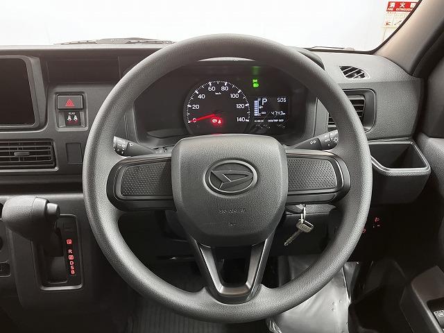 ハイゼットカーゴDXサポカーSワイド適合 エアコン アクセサリーソケット コーナーセンサー アイドリングストップ 光軸調整ダイヤル 横滑り防止機能 誤発進抑制機能 パワーウインドウ キーレス(神奈川県)の中古車