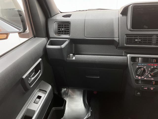 ハイゼットカーゴＤＸサポカーＳワイド適合　エアコン　アクセサリーソケット　コーナーセンサー　アイドリングストップ　光軸調整ダイヤル　横滑り防止機能　誤発進抑制機能　パワーウインドウ　キーレス（神奈川県）の中古車