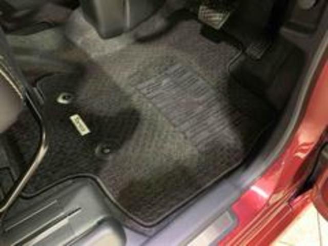 タントカスタムＲＳスタイルセレクションサポカーＳワイド適合　ミラクルオープンドア　両側オートスライドドア　ミラクルウォークスルー　全車速追従機能付ＡＣＣ　ステアリングスイッチ　シートヒーター　キーフリー（神奈川県）の中古車