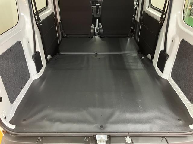 ハイゼットカーゴＤＸサポカーＳワイド適合　Ｂｌｕｅｔｏｏｔｈオーディオ　エアコン　アクセサリーソケット　コーナーセンサー　アイドリングストップ　光軸調整ダイヤル　横滑り防止機能　誤発進抑制機能　パワーウインドウ　キーレス（神奈川県）の中古車