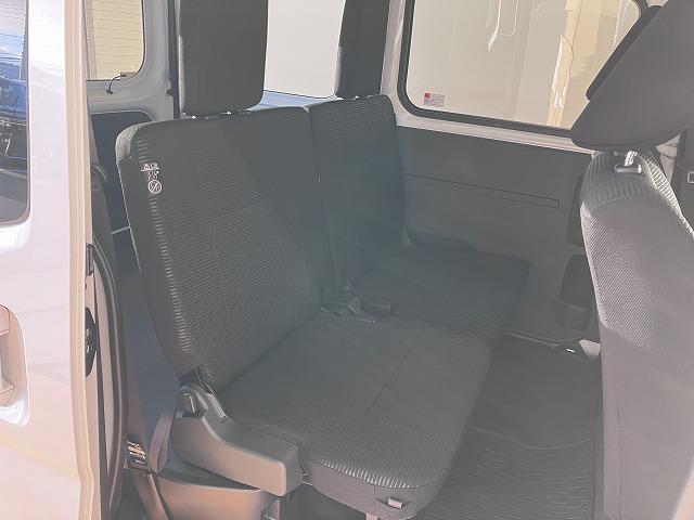 ハイゼットカーゴクルーズターボサポカーSワイド適合 エアコン アクセサリーソケット コーナーセンサー アイドリングストップ Pスタート 光軸調整ダイヤル 横滑り防止機能 誤発進抑制機能 電動格納ミラー パワーウインドウ キーフリー(神奈川県)の中古車