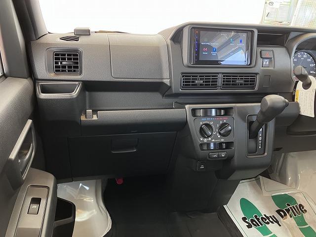 ハイゼットカーゴＤＸサポカーＳワイド適合　ディスプレイオーディオ　エアコン　アクセサリーソケット　コーナーセンサー　アイドリングストップ　光軸調整ダイヤル　横滑り防止機能　誤発進抑制機能　パワーウインドウ　キーレス（神奈川県）の中古車